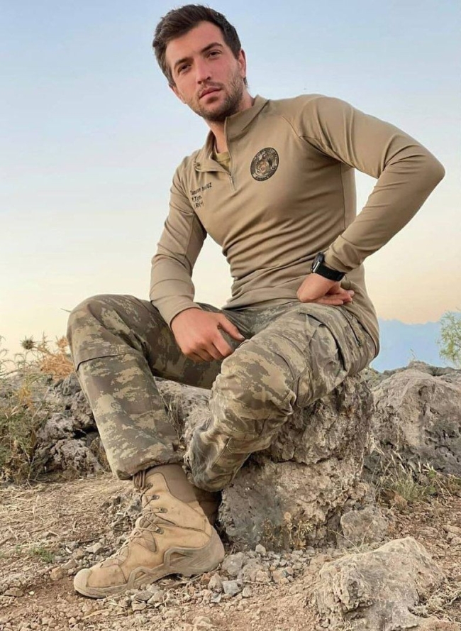 Bursalı şehit son yolculuğuna uğurlandı