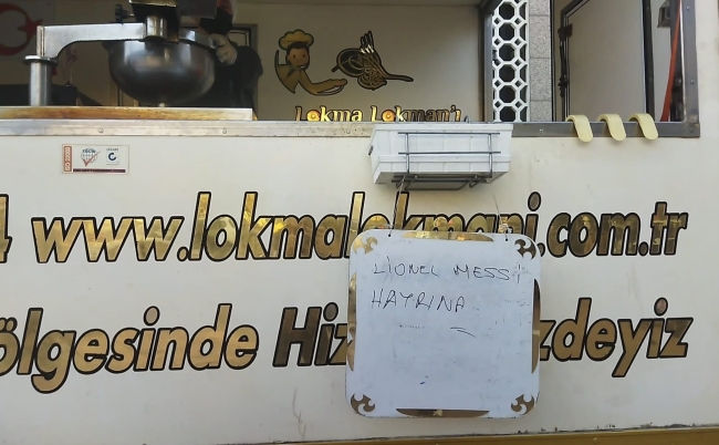 Haydi Messi…  At golü kurtar bu insanları!