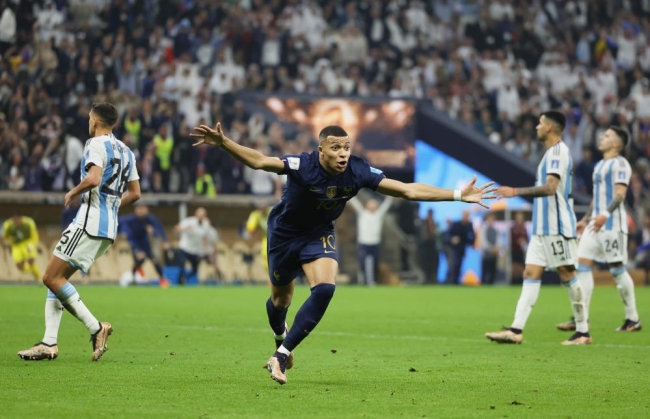 Dünya Kupası 2022 Katar'da dev final! Şampiyon belli oldu