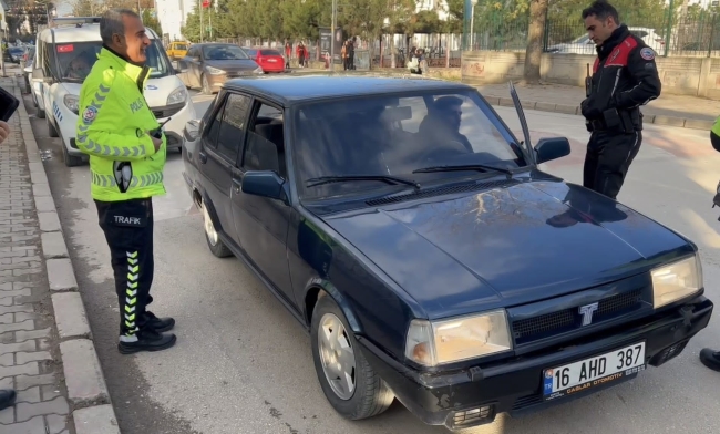 Bursa'da makas atan sürücü cezayı yedi