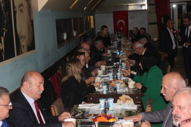 Bursa'dan hem Soylu'ya destek hem de teröre lanet