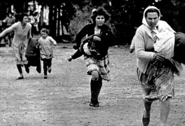 'Kanlı Noel' şehitleri unutulmadı