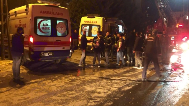 7 katlı apartmanda korkutan yangın