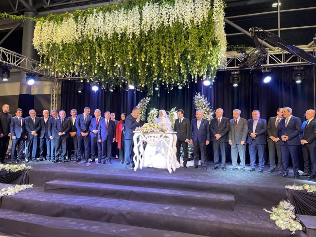 Bursa'da yargı ve siyaset camiasını bir araya getiren düğün
