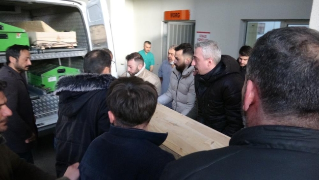 Kasabın katlettiği gencin yakınları gözyaşına boğuldu
