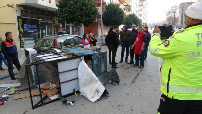Kazaya karışan sürücüleri polis sakinleştirdi