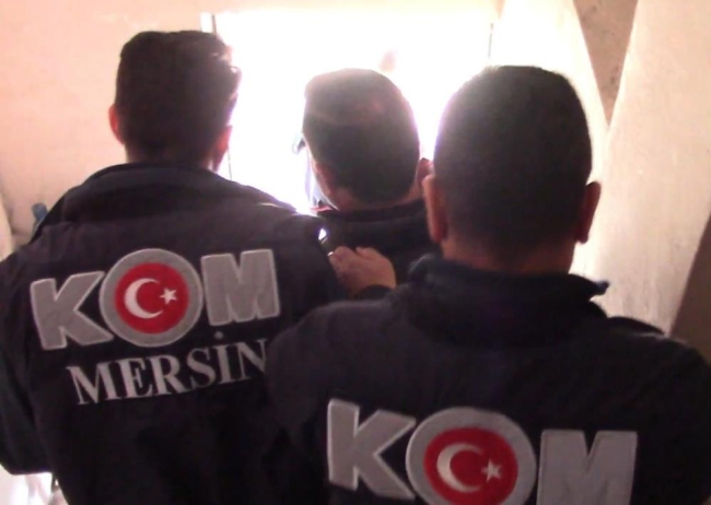 Bir sahte hekim vakası daha: Hastaları çatıda saklıyormuş