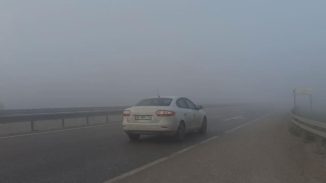 Bursa-İzmir yolunda sis etkisi