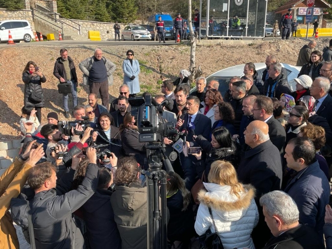 İYİ Parti Bursa'nın 'Zincirli' açıklamasına valilik engeli