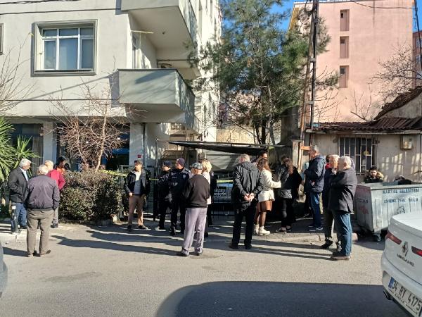 2 genç kız evde ölü bulundu