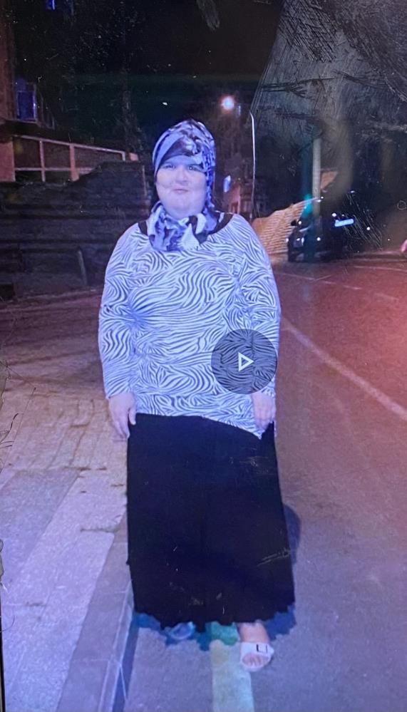 Zayıflamak için internetten ilaç aldı: 400 kiloya ulaştı