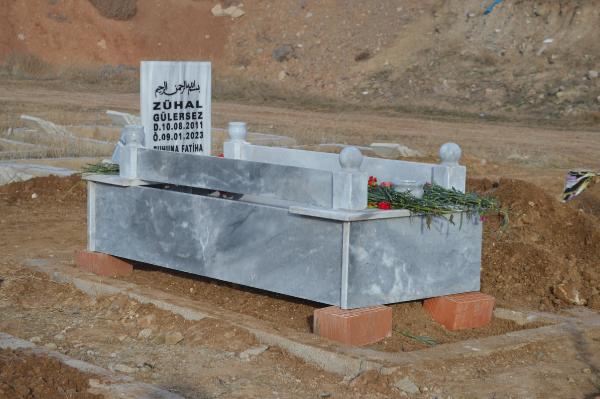 Bakanlıktan cenazesi kabul edilmeyen engelli Zühal'e mezar