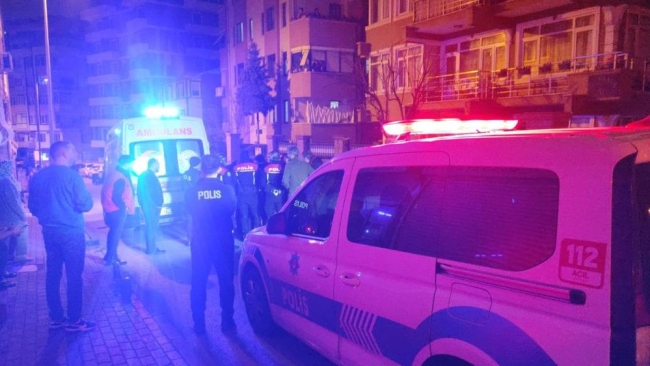 Evde silahını temizlerken hastanelik oldu
