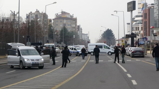 El frenini çekmeyi unutan sürücü, ekipleri alarma geçirdi