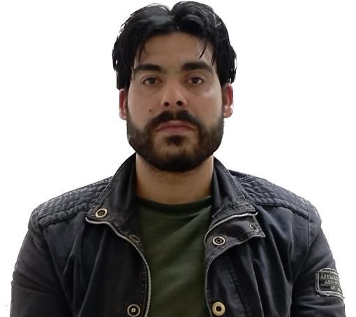 Eşini kalbinden bıçakladı: Katil koca canlı yayın yapmış