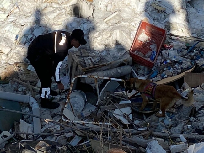 5 aydır kayıp olan Mine, kadavra köpekleriyle aranıyor