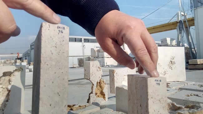 Traverten bloklarından milyonlarca yıllık hayvan fosilleri çıktı