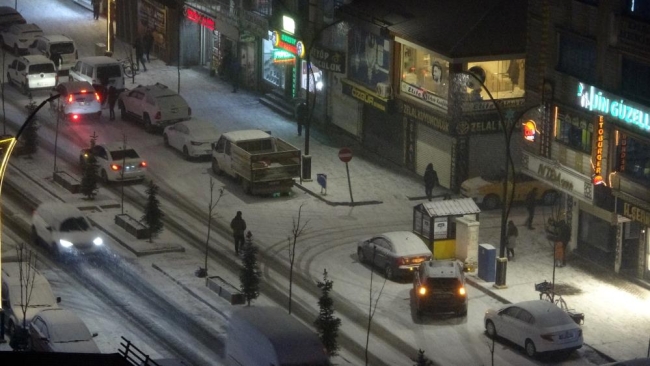 Beklenen kar yağışı vatandaşları sevince boğdu