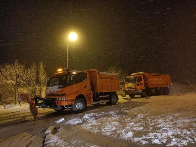 Bolu Dağı'nda kar yağışı başladı: Sürücülere kritik uyarı!