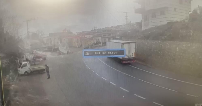 Bursa'da yine aynı yer yine kaza!