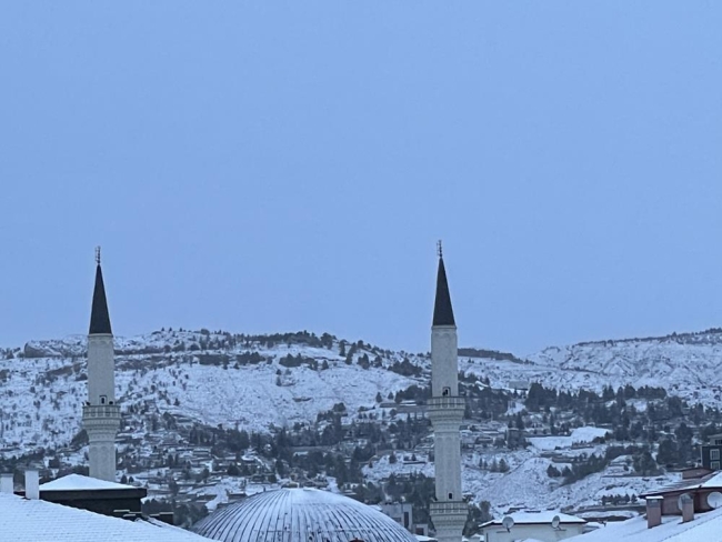 Türkiye'nin birçok bölgesinde kar yağışı etkili oluyor