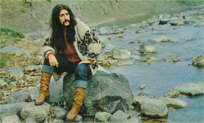 Barış Manço vefatının 24. yıl dönümünde anılıyor...