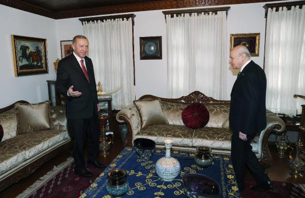 Cumhurbaşkanı Erdoğan, Bahçeli ile bir araya geldi
