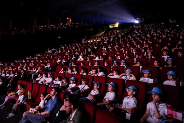 Bakanlıktan sinema salonlarına destek