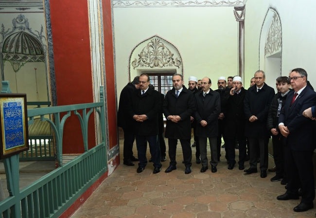Sultan 2. Murad Han dualarla anıldı