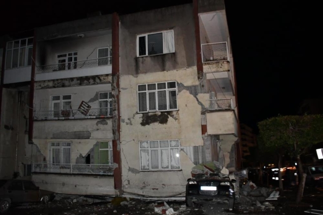 Deprem Hatay'da da yıkıma sebep oldu