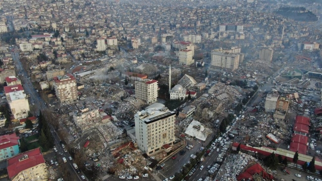 Kızı, üç gün önce aldığı evin enkazında kaldı: Kızıma mezar almışım