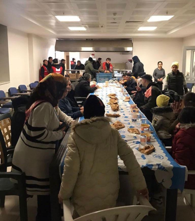 Türkiye Jokey Kulübü, depremzedeler için hipodromlarını açtı
