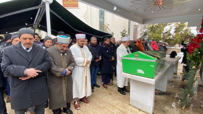 Enkaz altında can verdiler: Onlardan geriye mutluluk dolu fotoğrafları kaldı