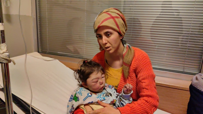 Enkazdan kurtulan anne ve çocukları Bursa'da tedavi ediliyor