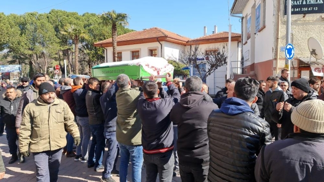 Depremde hayatını kaybeden Büşra öğretmene acı veda