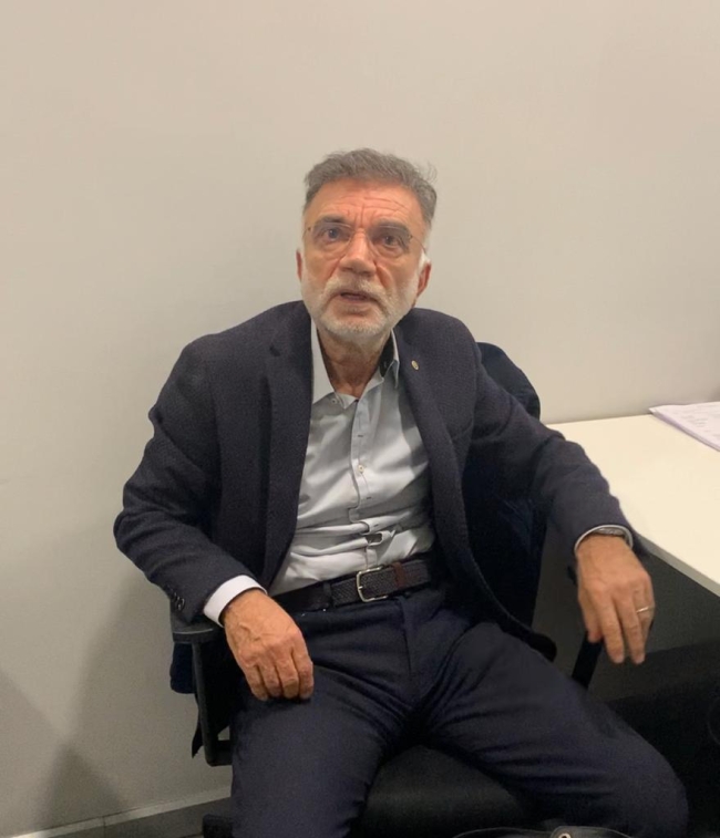 Yıkılan rezidansın sahibi kaçacakken yakalandı