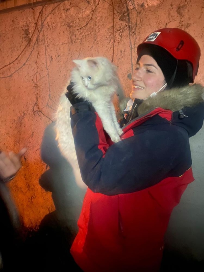 GÜRAK ekibi Sakız’la tüm yorgunluklarını unuttu