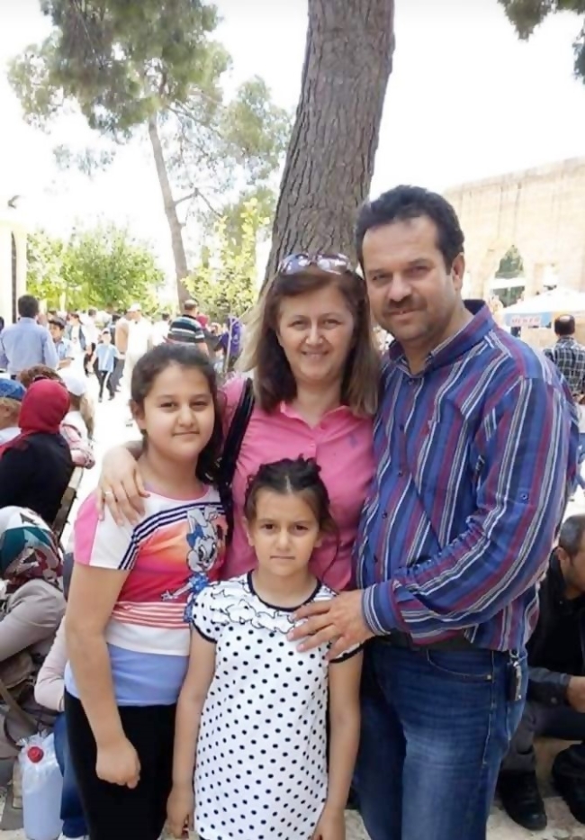 Geriye fotoğrafları kaldı: Emekli öğretmen ve eski komutandan acı haber