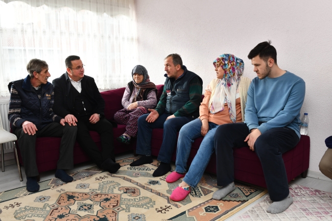 Bursa'da Başkan Kanar’dan Kara ailesine taziye ziyareti