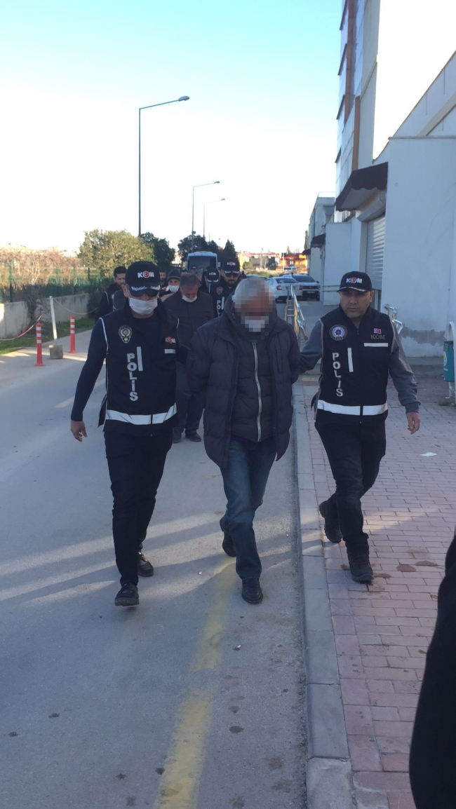 16 müteahhit ve mühendis gözaltına alındı