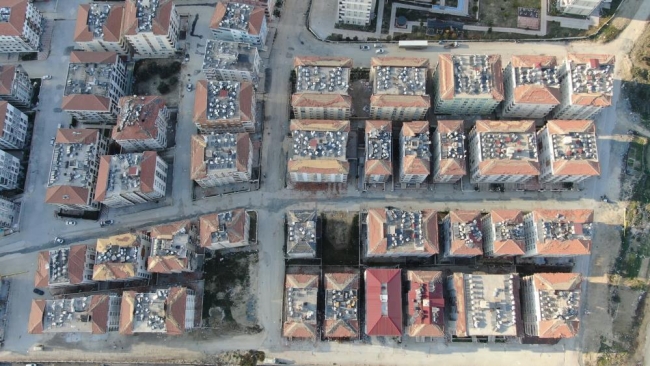 Depremde yerle bir olan kentin bu mahallesinde hiçbir ev yıkılmadı