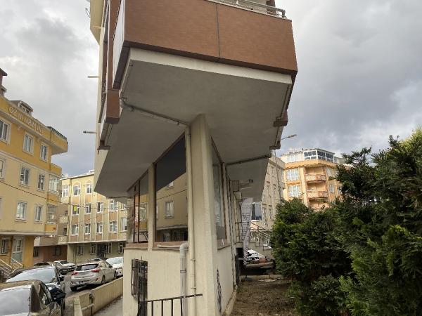 Sosyal medyada tartışılan binanın müteahhidi açıklama yaptı