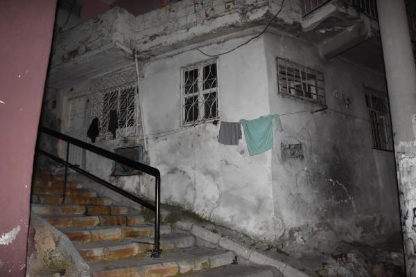 Tencerede ısınmak için kömür yakınca zehirlendiler