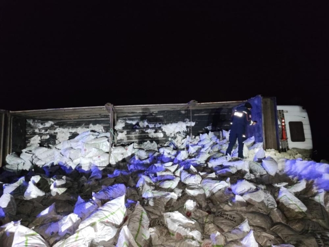 Buzlanma nedeniyle zincirleme kaza: 5 yaralı