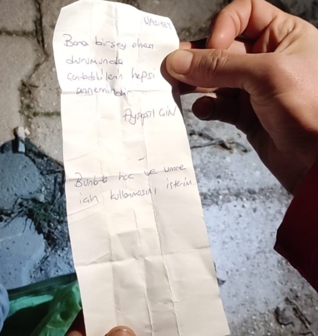 Depremde yaşamını yitiren kızın enkaz altından vasiyeti çıktı