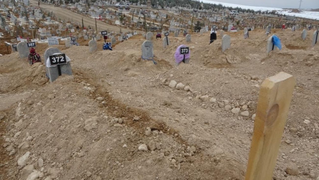 İlk depremde kurtulup ikinci depremde enkaz altında kaldılar