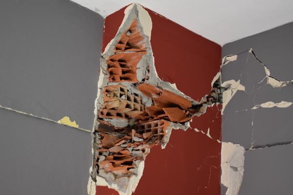 Patlayan kolonlardan tuğla çıktı: "İnsan hayatı bu kadar ucuz"