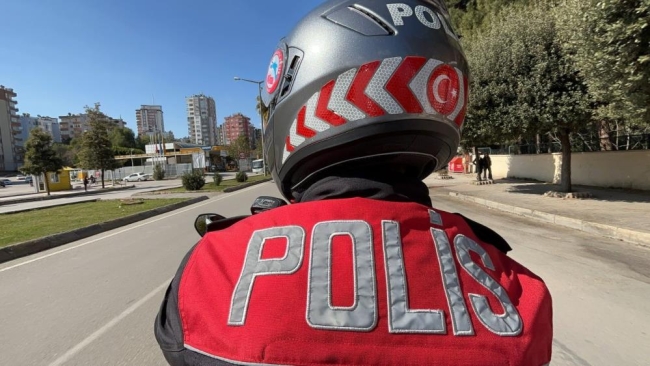Terk edilen apartmanlar polis ve bekçiye emanet