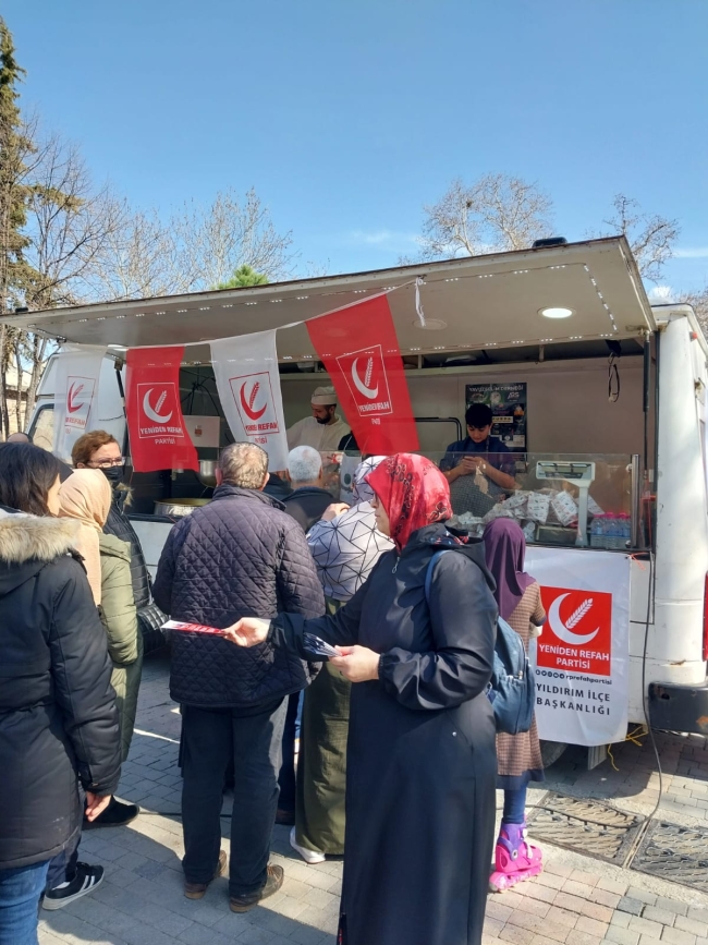 Yeniden Refah Partisi’nden lokmalı anma