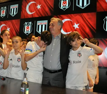Bu oyuncaklar depremzede çocuklar için